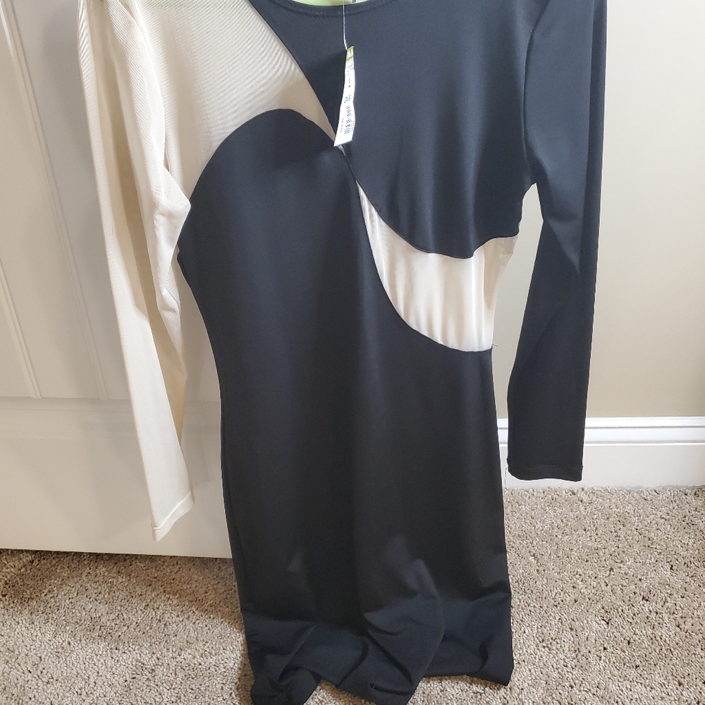 Woman Dress - Picture 3 of 3